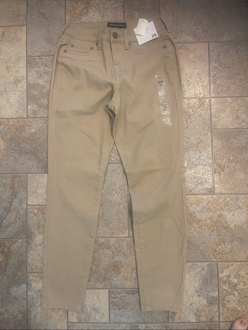 Aeropostale high rise jegging in Khaki Tan